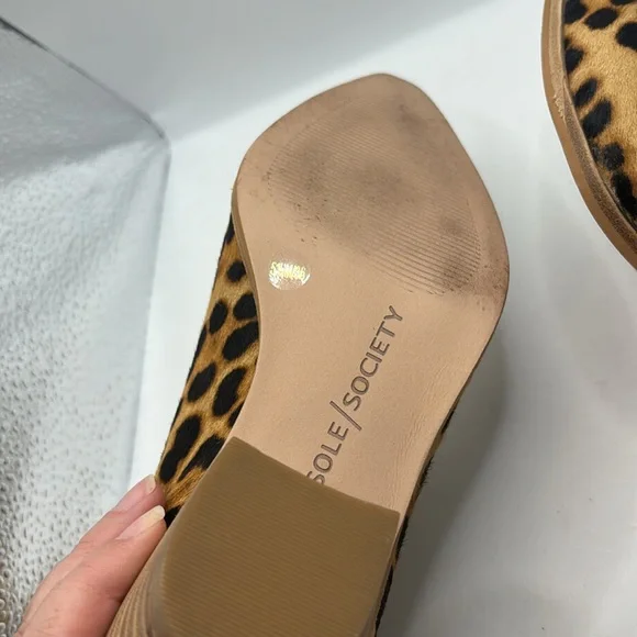 Sole Society leopard cow hair  ankle pull on boots pointy leopard print SZ 5.5 - Picture 8 of 16